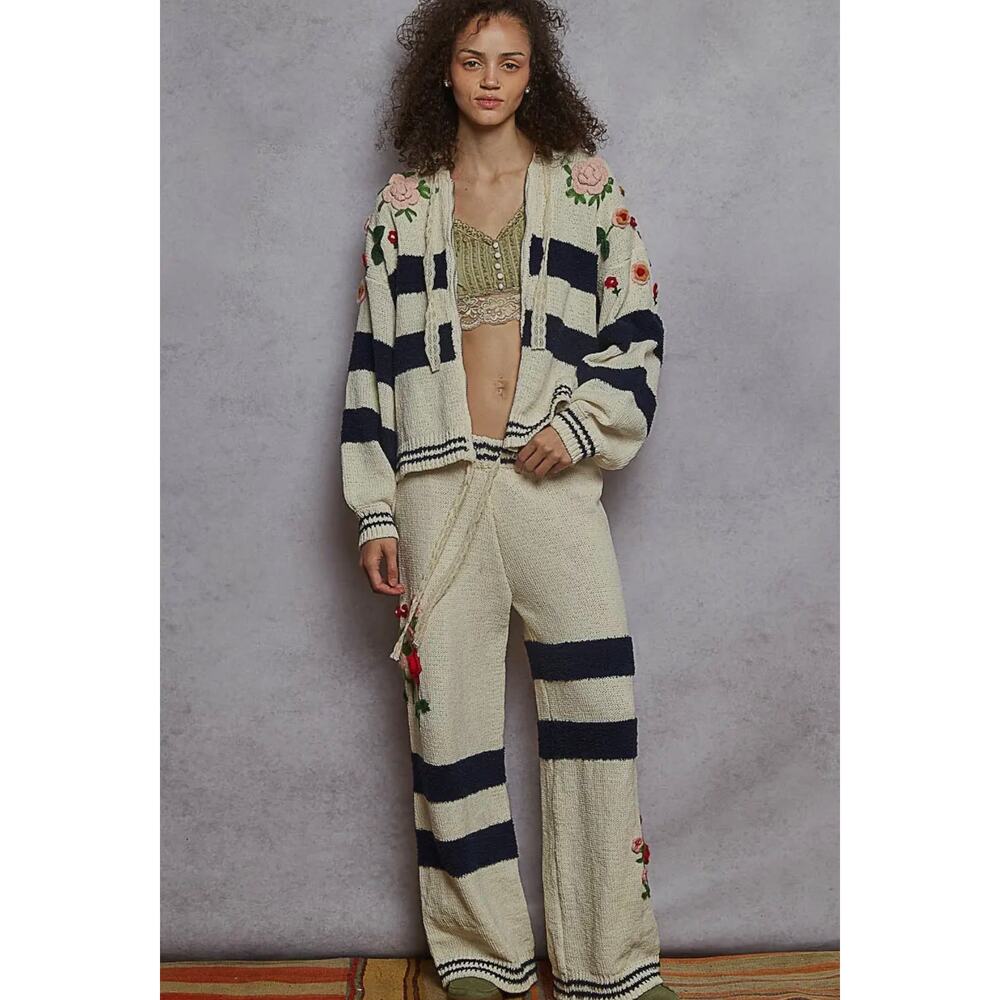 POL Stripped 3D Embroidered Zip-Up Hoodie in Cream and Navy - Picture 5 of 5